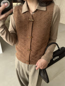 Women's Diamond Plaid Horn Button Knitted Vest